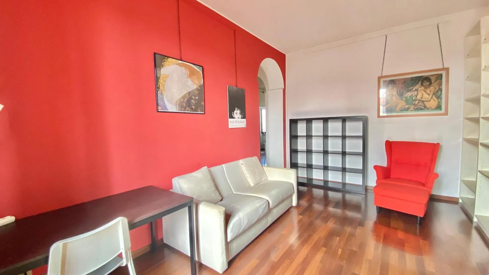 Chavez Home Milan Italy